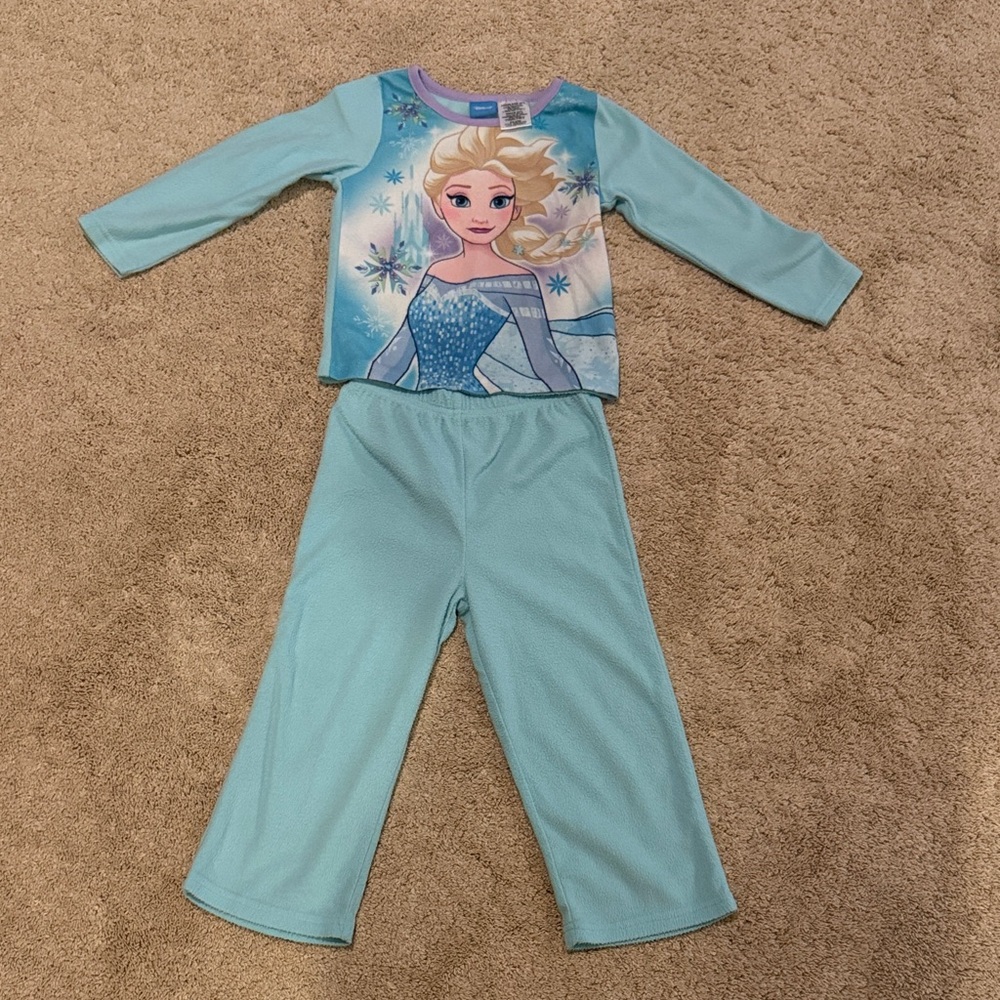 Disney Frozen Elsa Kids Pajama Set - Aqua Blue. Girls. EUC. Comfy and cozy.